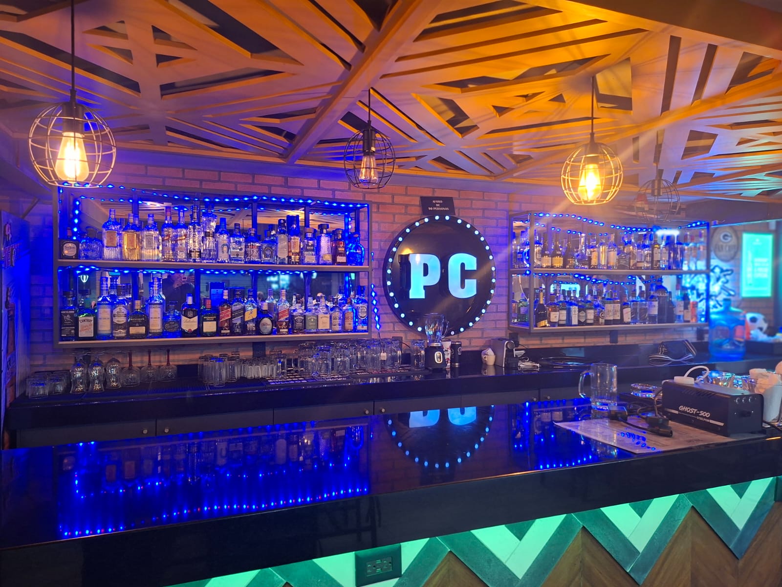 Vista principal del bar Proyecto Cantina